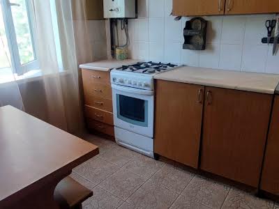 квартира за адресою Роторна вул., 6