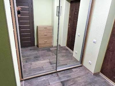 квартира за адресою Соломії Крушельницької вул., 13