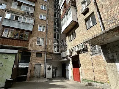 квартира за адресою Солом'янська вул., 14