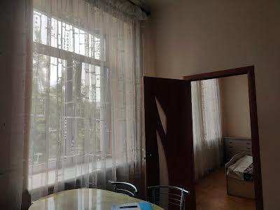 квартира по адресу Евгения Чикаленко ул. (Пушкінська), 39