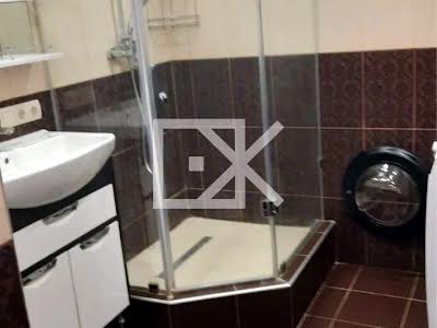 квартира за адресою Соломії Крушельницької вул., 15