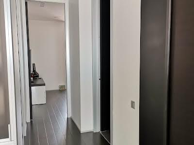 квартира за адресою Бригадна вул., 11
