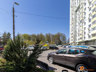 квартира за адресою Коломийський пров., 17/31а