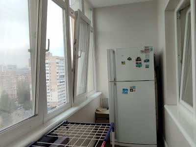 квартира по адресу Евгения Чикаленко ул., 56а