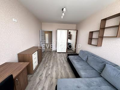 квартира за адресою Загорівська вул. (Багговутівська), 25
