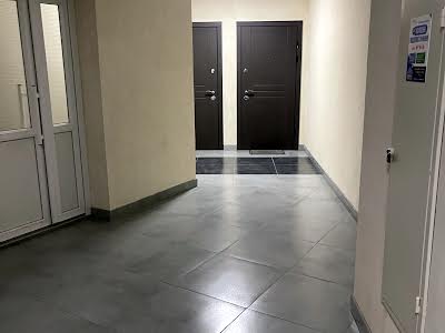 квартира за адресою Новопольова, 2