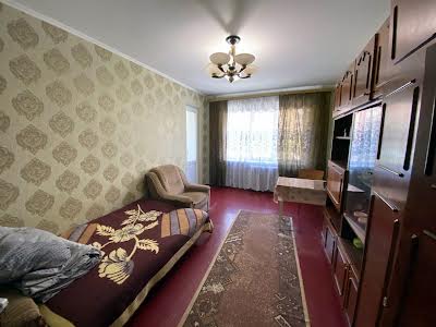 кімната за адресою Євгена Коновальця вул., 7
