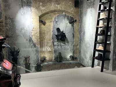 коммерческая по адресу Большая Васильковская ул. (Красноармейская), 33