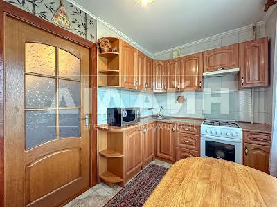 квартира за адресою Стародніпровська вул., 3