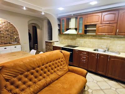 квартира за адресою Братиславська вул., 7