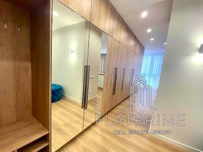 квартира за адресою Зарічна вул., 6