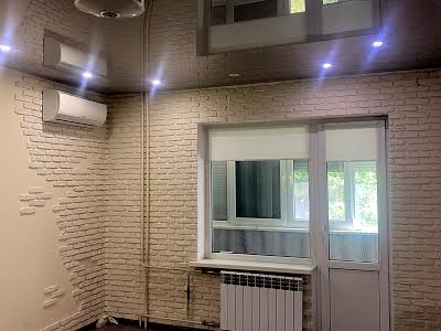 квартира по адресу Ревуцкого ул., 35