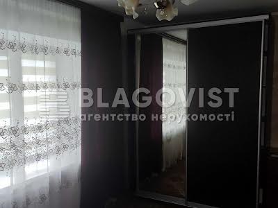 квартира за адресою Солом'янська вул., 16