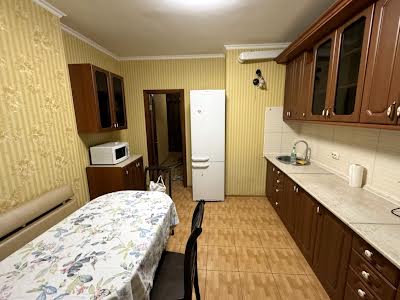 квартира за адресою Степана Рудницького вул., 3/7