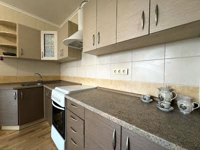 квартира по адресу Олены Пчилки ул., 6