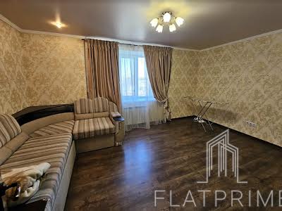 квартира за адресою Симиренка вул., 1г