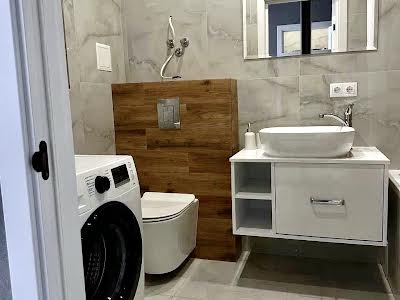 квартира за адресою Михайлівська вул., 8
