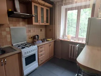 квартира за адресою Академіка Андрія Сахарова вул., 42