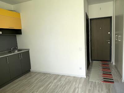 квартира за адресою Салютна вул., 2к3