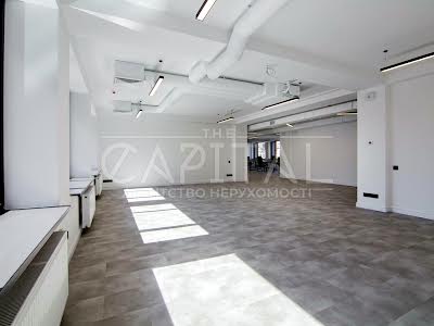 комерційна за адресою Саксаганського вул., 53/80