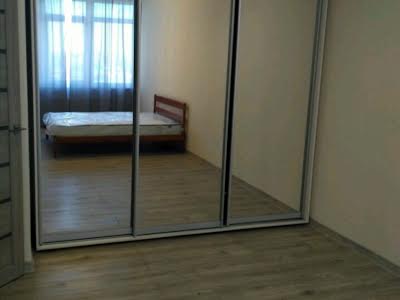 квартира за адресою Перлинна вул., 7