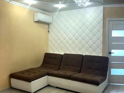 квартира за адресою Білогірська вул., 18-Г
