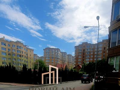 квартира за адресою Сонячна вул., 5