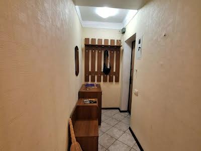 квартира за адресою Братиславська вул., 4