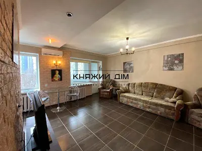 квартира по адресу Бусловская ул., 20