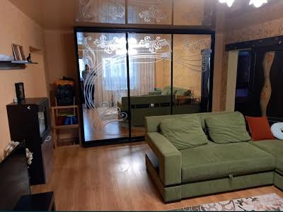 квартира за адресою Грушевського вул., 25