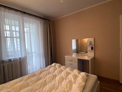 квартира по адресу Івана Миколайчука, 60