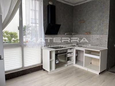 квартира за адресою Січова вул., 40