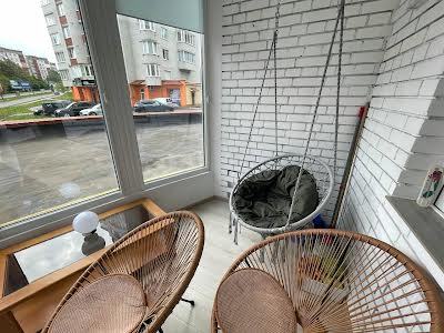 квартира за адресою Коновальця вул., 19