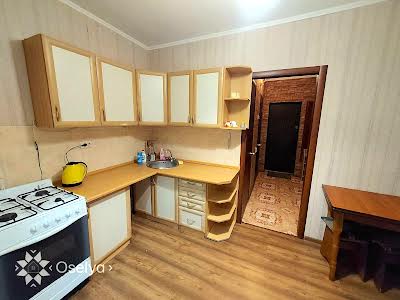 квартира за адресою Райдужна вул., 41