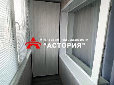 квартира за адресою Полякова, 25
