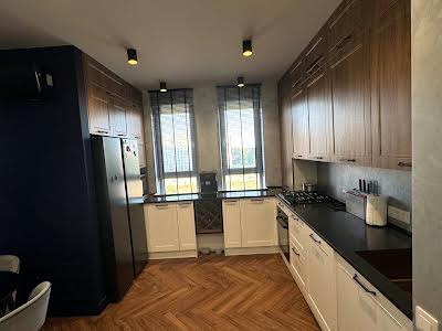 квартира по адресу Единства ул., 5