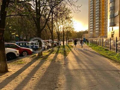квартира по адресу Кондратюка Юрия ул., 1
