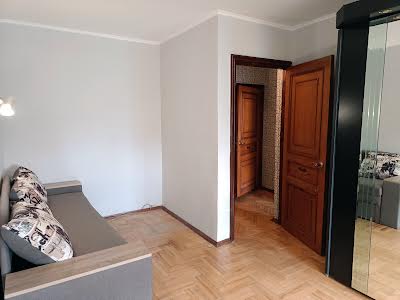 квартира за адресою Березняківська вул., 16