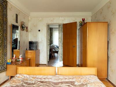 квартира по адресу Ореста Левицкого ул. (Академіка Курчатова), 8