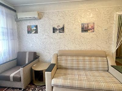 квартира за адресою Введенська вул., 15