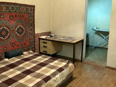квартира за адресою Богдана Хмельницького вул., 31