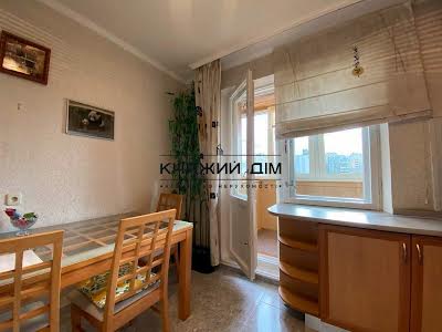 квартира за адресою Михайла Гришка вул., 8
