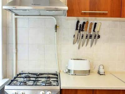 квартира за адресою Михайла Бойчука вул. (Кіквідзе), 18-Б