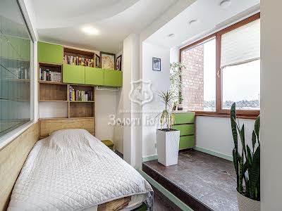 квартира по адресу Паризька ул., 5
