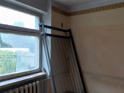 квартира за адресою Центральна вул., 12