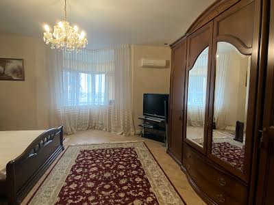 квартира за адресою Євгена Коновальця вул. (Щорса), 32-Г