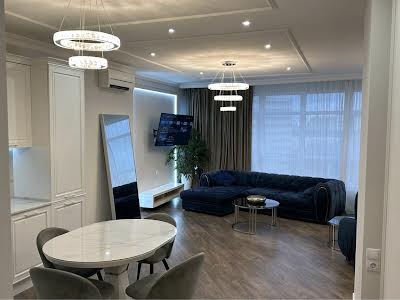 квартира по адресу Кловский спуск, 7