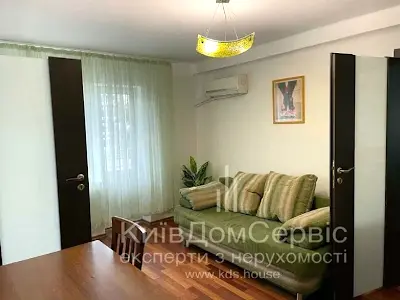 квартира за адресою Русанівський бульв., 6