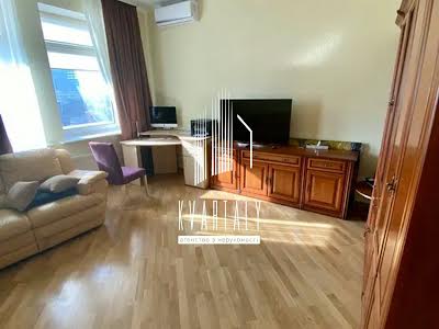 квартира за адресою Провіантська, 3