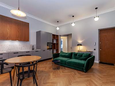 квартира за адресою Костельна вул., 5
